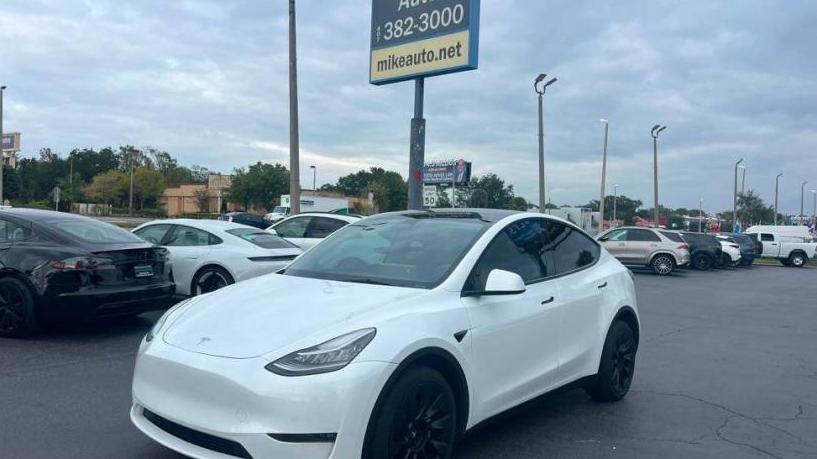 TESLA MODEL Y 2023 7SAYGDEE7PA069919 image